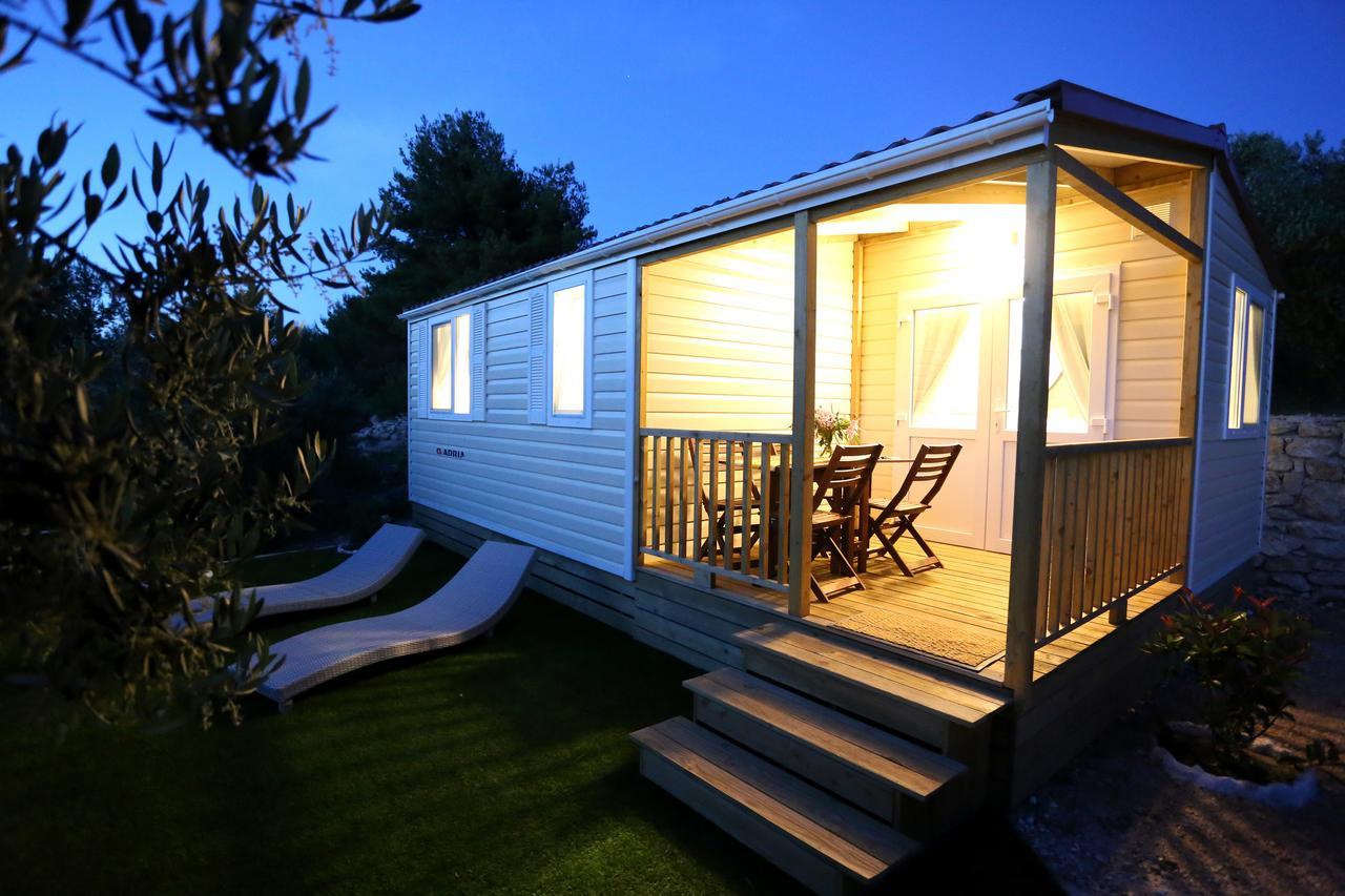 Mobile Homes-Slanica Муртер Екстериор снимка