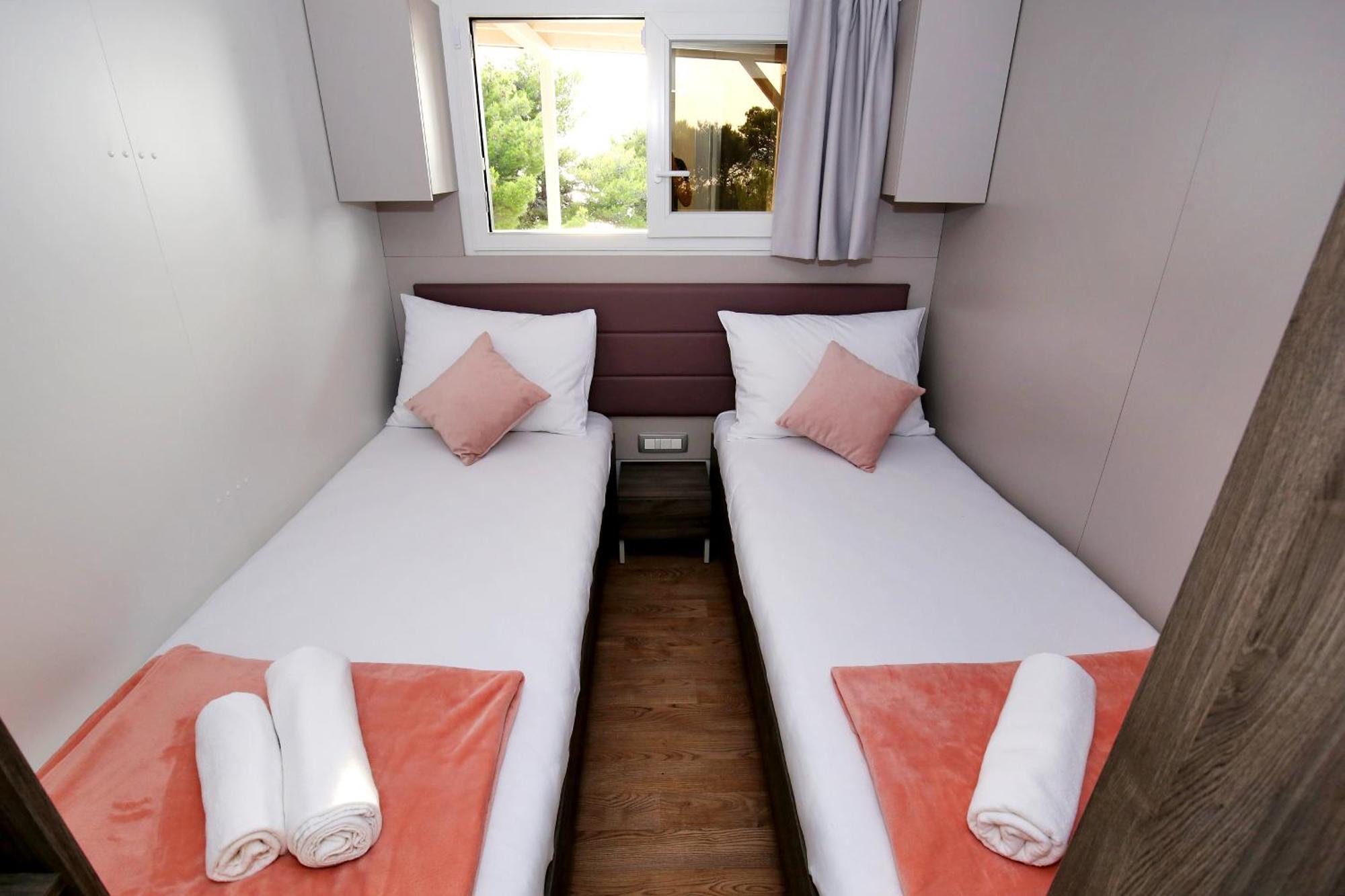 Mobile Homes-Slanica Муртер Екстериор снимка